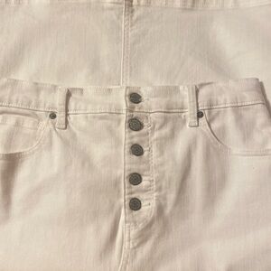 Banana Republic Denim skirt